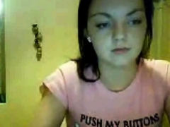 21-yo-irish-girl-strip-on-webcam