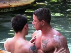 Big Dick Twink Bareback With Cumshot